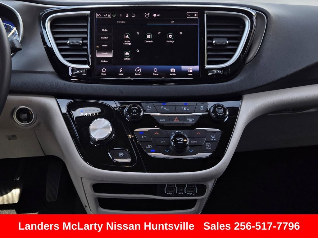 2023 Chrysler Pacifica Touring L