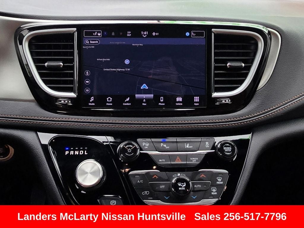 2025 Chrysler Pacifica Hybrid Pinnacle