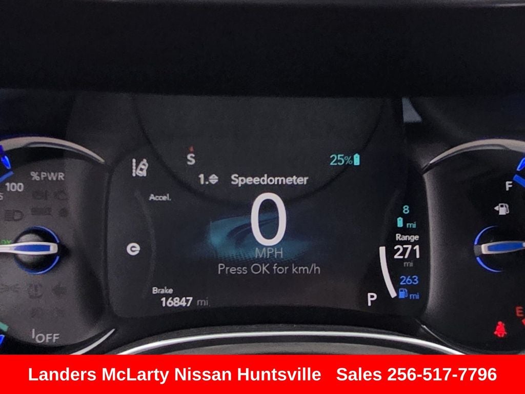 2025 Chrysler Pacifica Hybrid Pinnacle