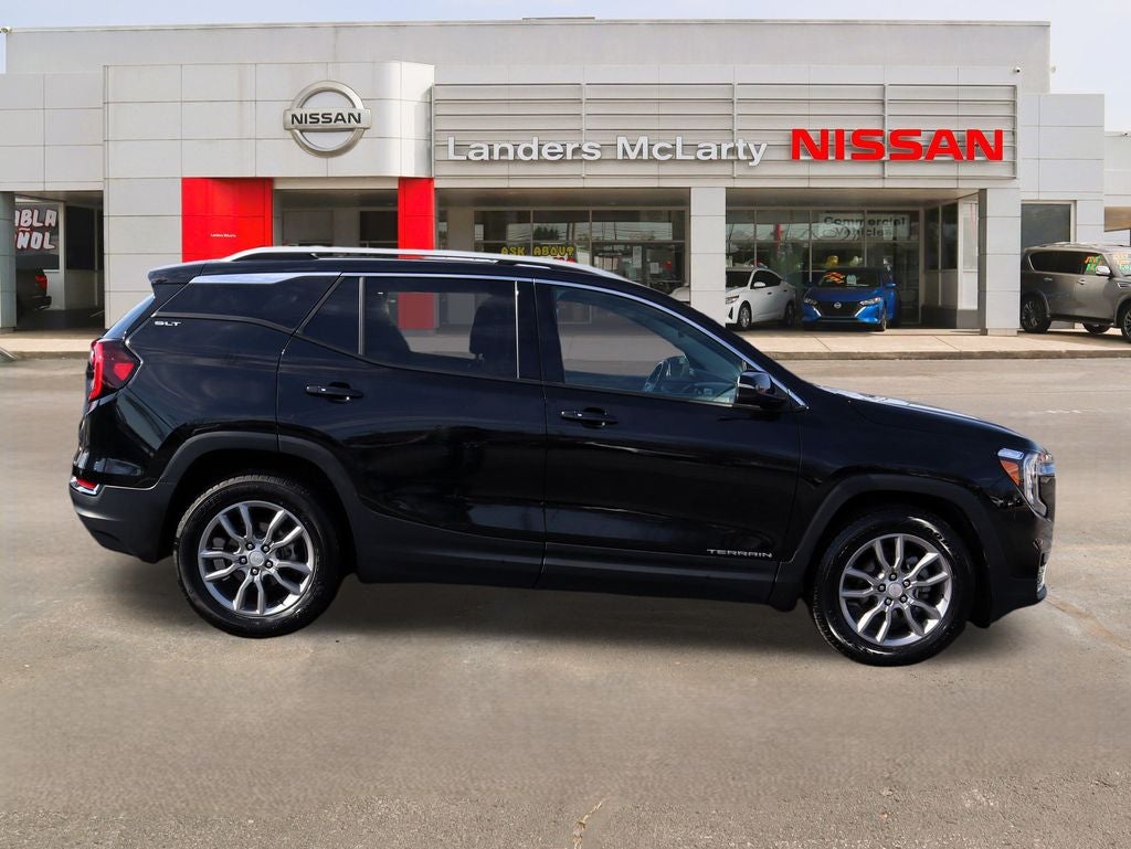 2024 GMC Terrain SLT