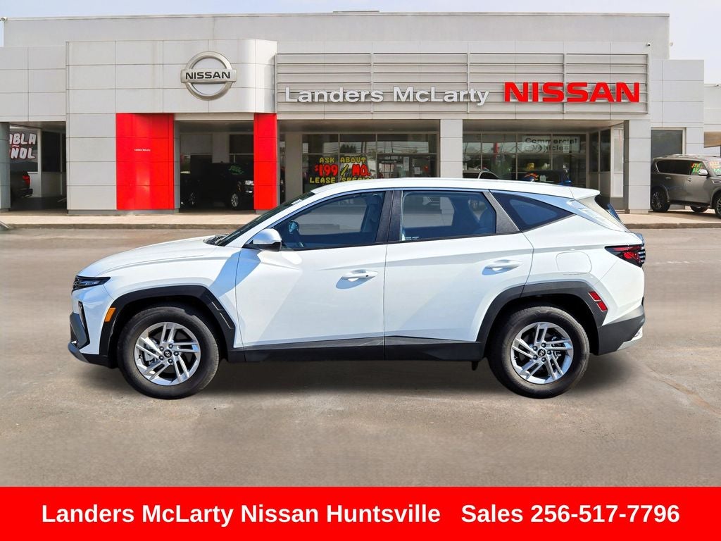 2025 Hyundai Tucson SE