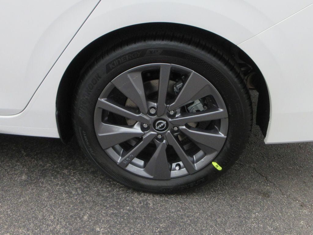 2026 Nissan Sentra SL