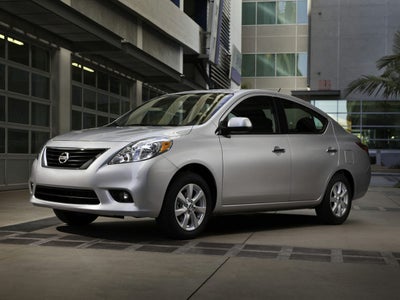 2012 Nissan Versa 1.6 SV
