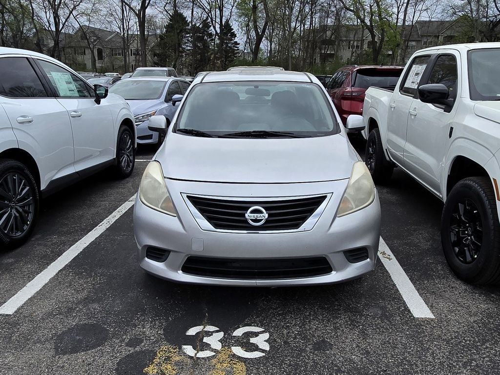 2012 Nissan Versa 1.6 SV