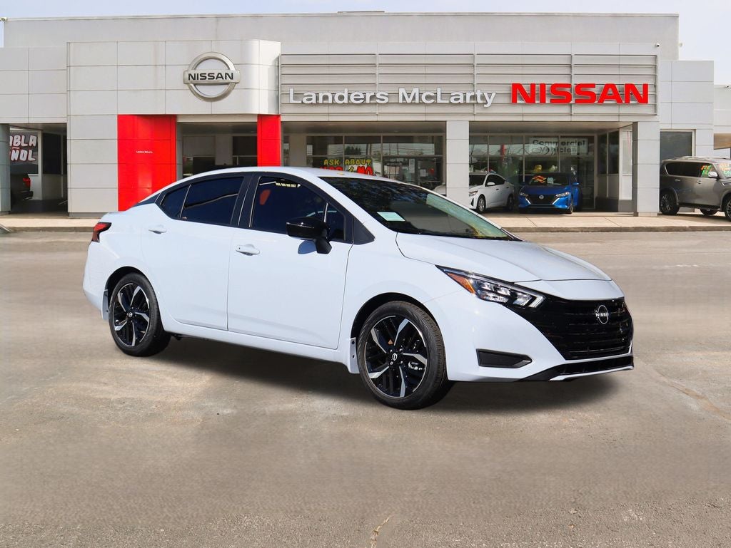 2025 Nissan Versa 1.6 SR