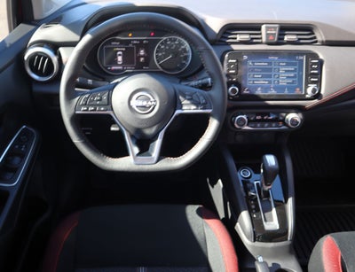 2025 Nissan Versa 1.6 SR