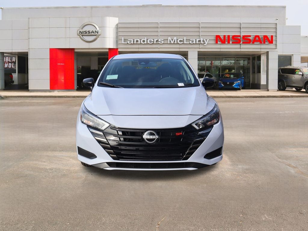 2025 Nissan Versa 1.6 SR