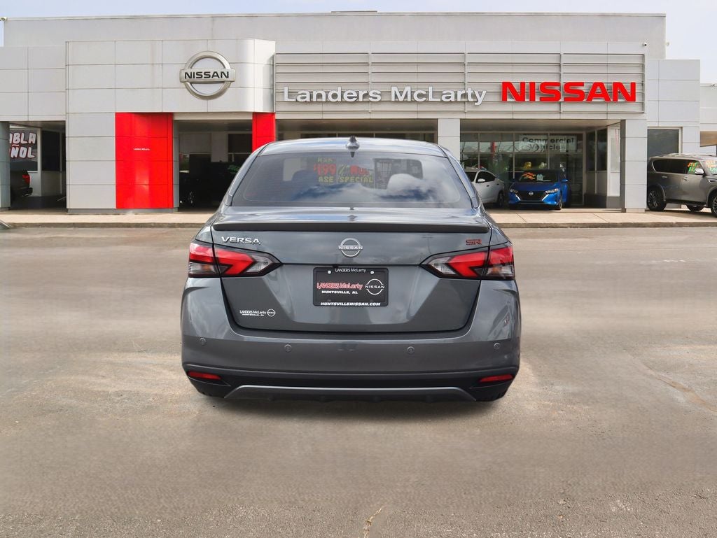 2025 Nissan Versa 1.6 SR
