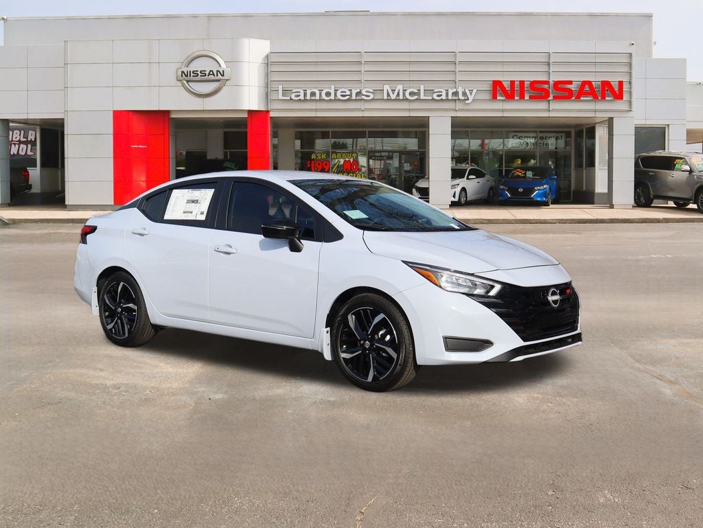 2025 Nissan Versa 1.6 SR