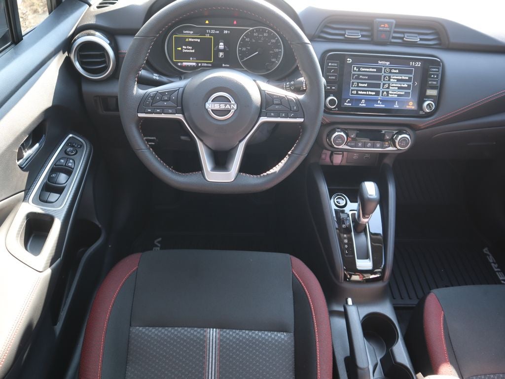 2025 Nissan Versa 1.6 SR