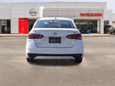 2025 Nissan Versa 1.6 SR