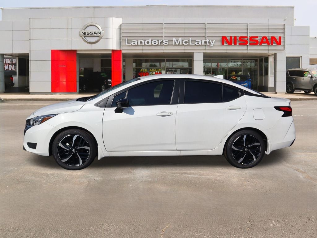 2025 Nissan Versa 1.6 SR