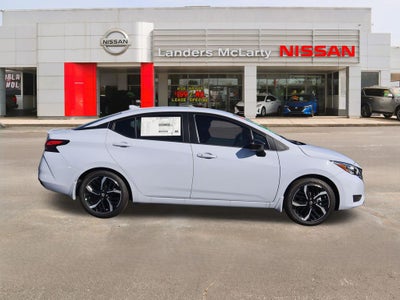 2025 Nissan Versa 1.6 SR