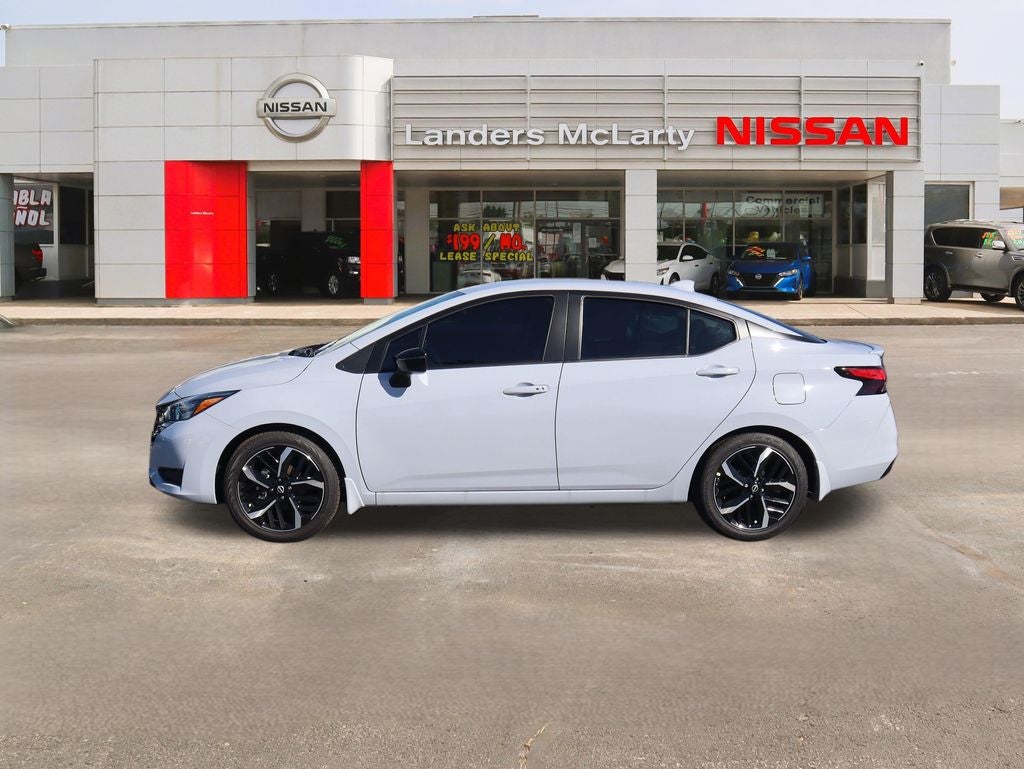 2025 Nissan Versa 1.6 SR