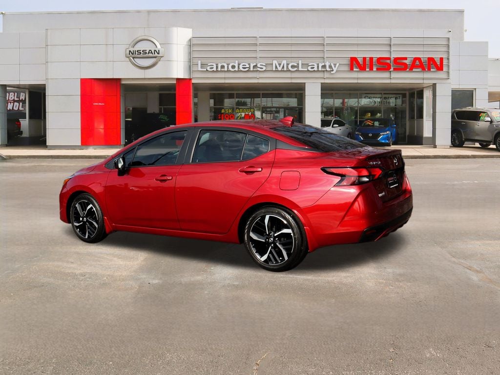 2025 Nissan Versa 1.6 SR