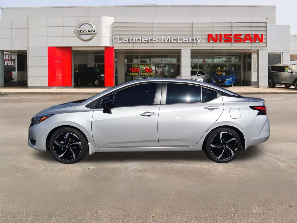 2025 Nissan Versa 1.6 SR