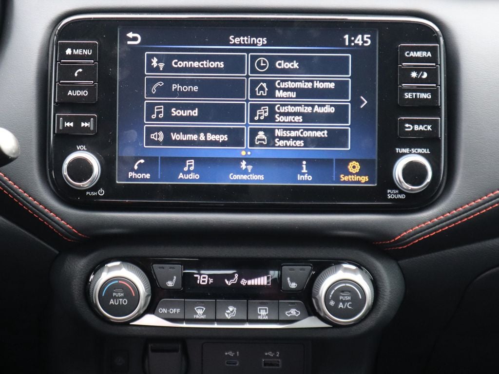 2025 Nissan Versa 1.6 SR