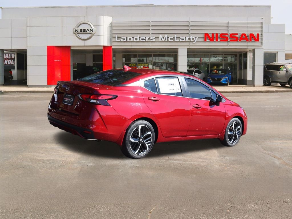 2025 Nissan Versa 1.6 SR