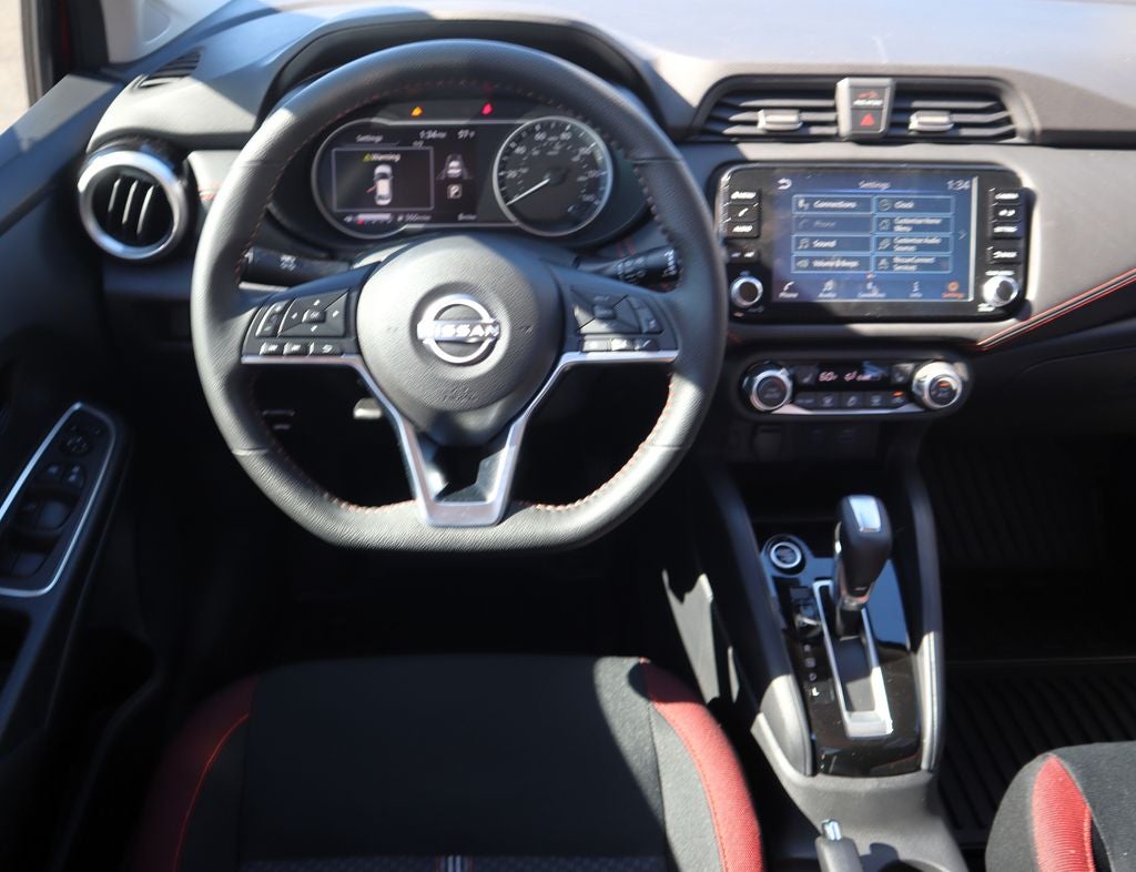 2025 Nissan Versa 1.6 SR