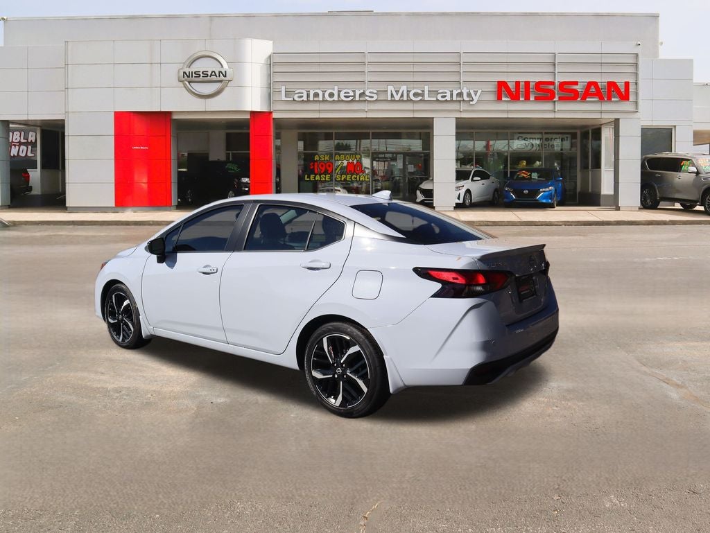 2025 Nissan Versa 1.6 SR