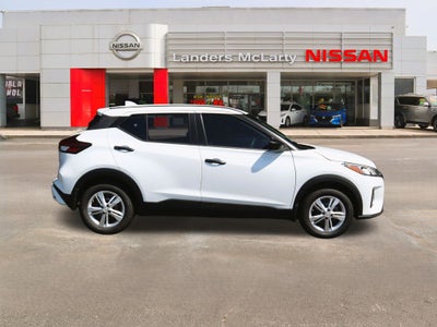 2025 Nissan Kicks Play S