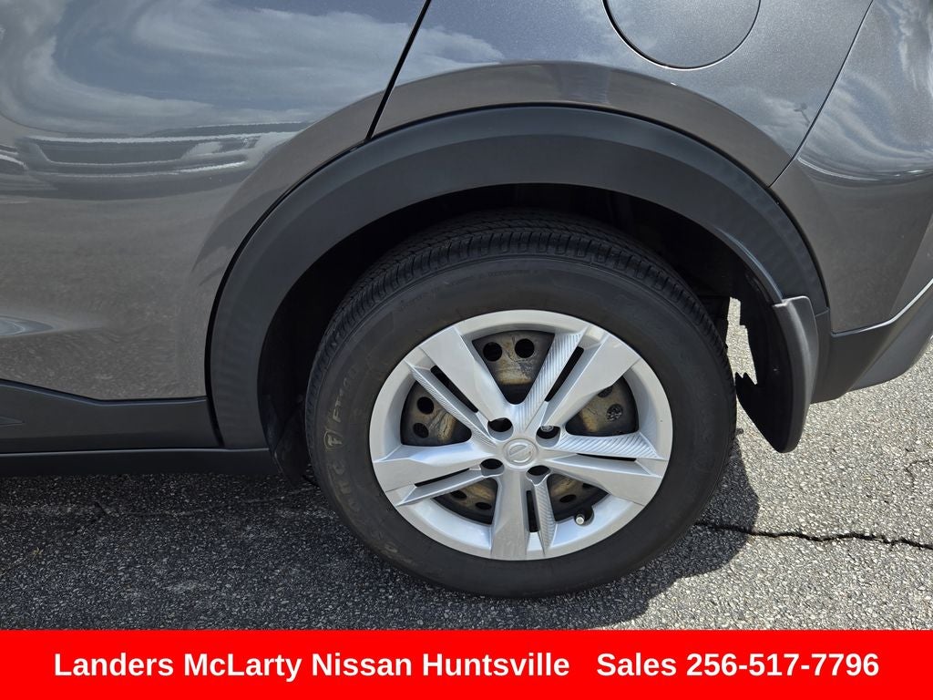 2023 Nissan Kicks S