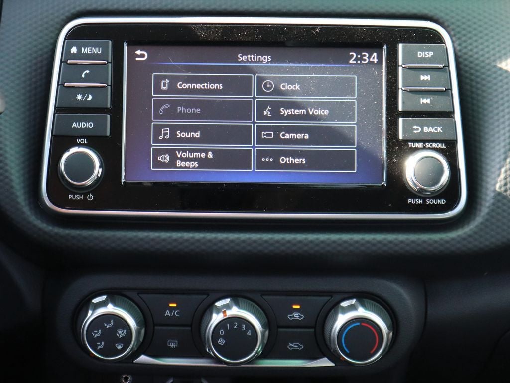 2025 Nissan Kicks Play S