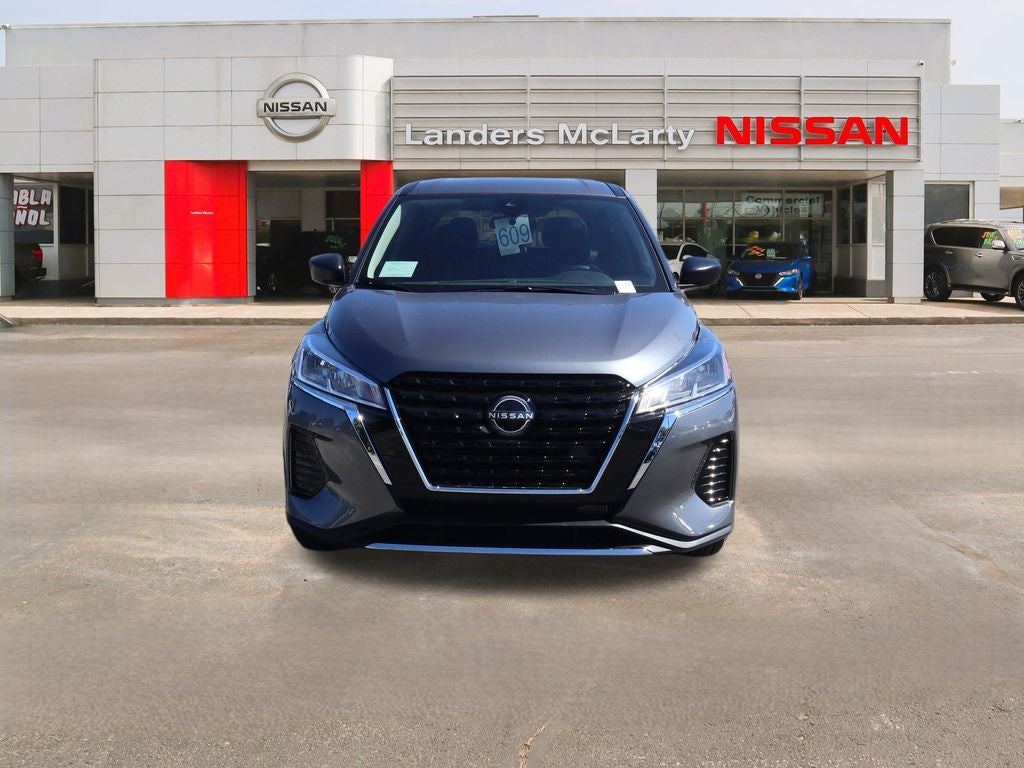 2025 Nissan Kicks Play S