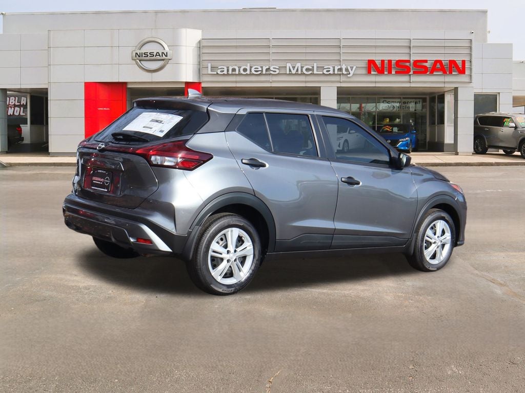 2025 Nissan Kicks Play S