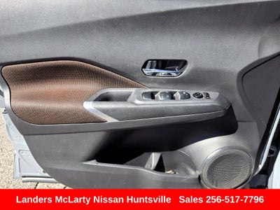 2022 Nissan Kicks SR
