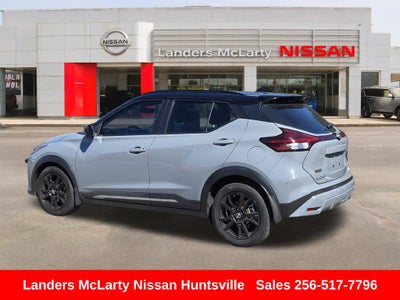 2022 Nissan Kicks SR