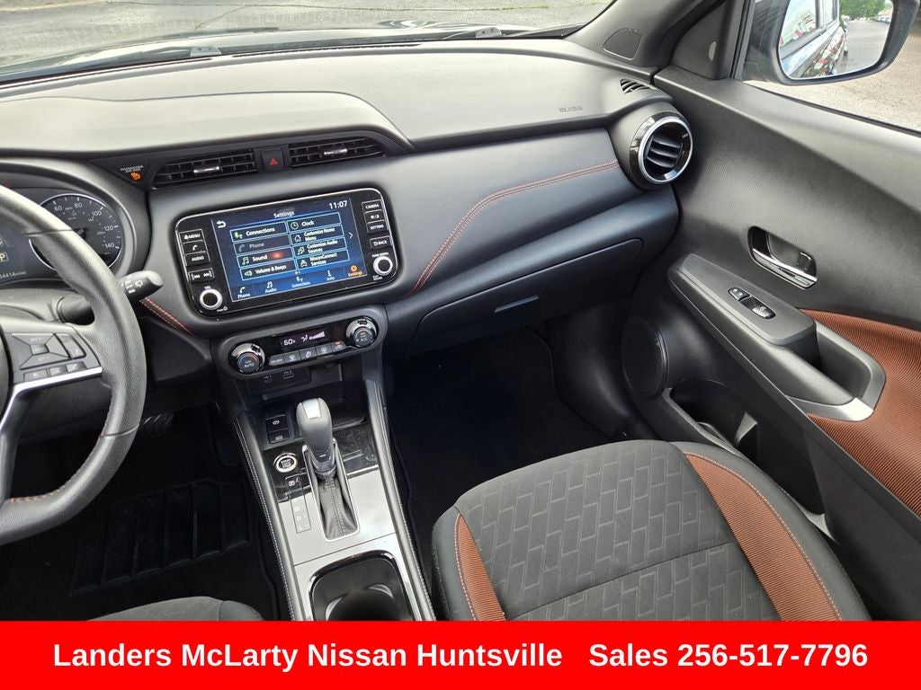 2024 Nissan Kicks SR