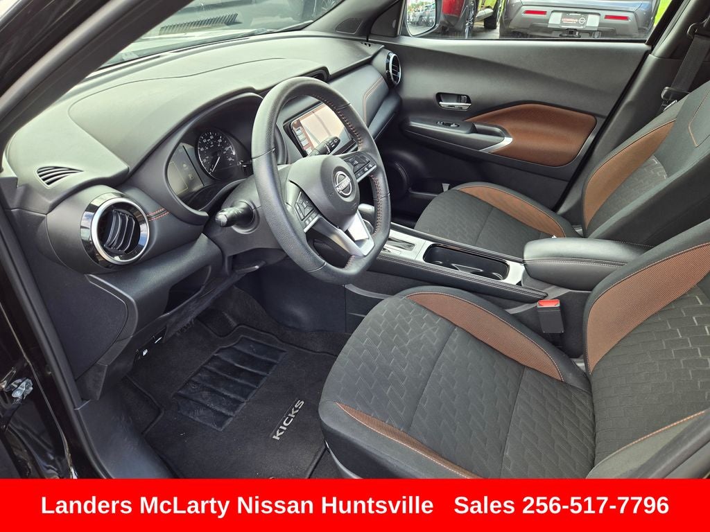 2024 Nissan Kicks SR