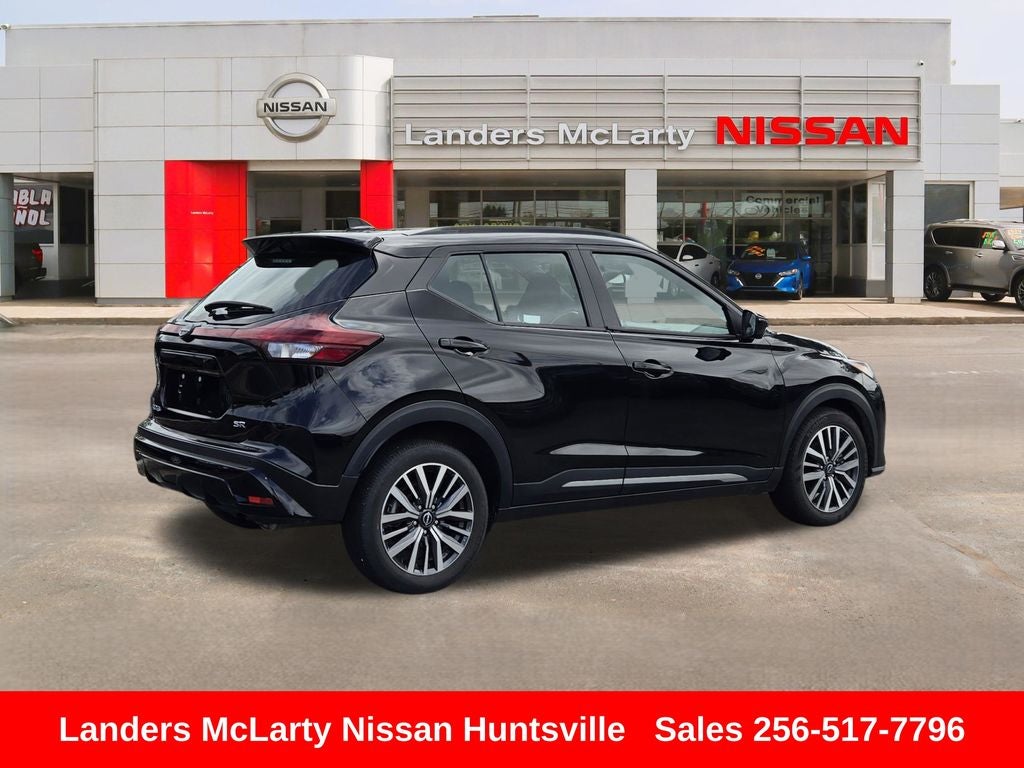 2024 Nissan Kicks SR