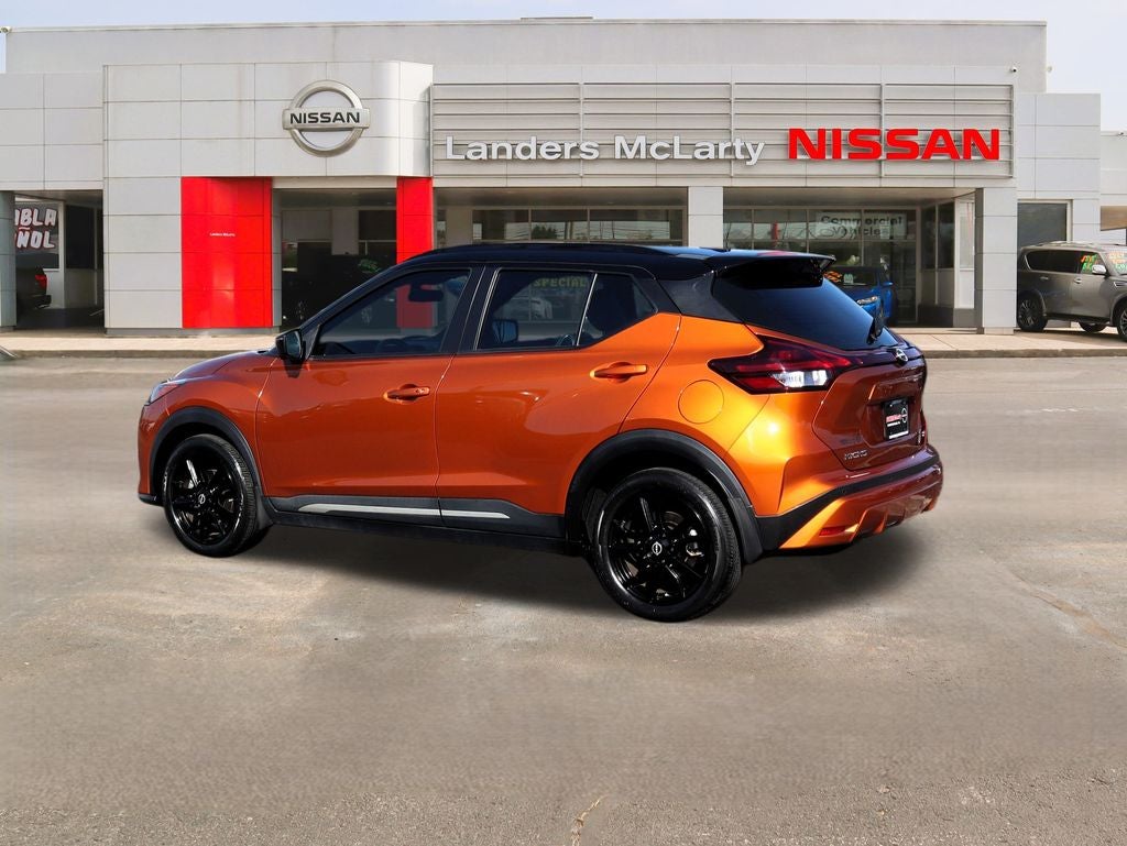 2023 Nissan Kicks SR