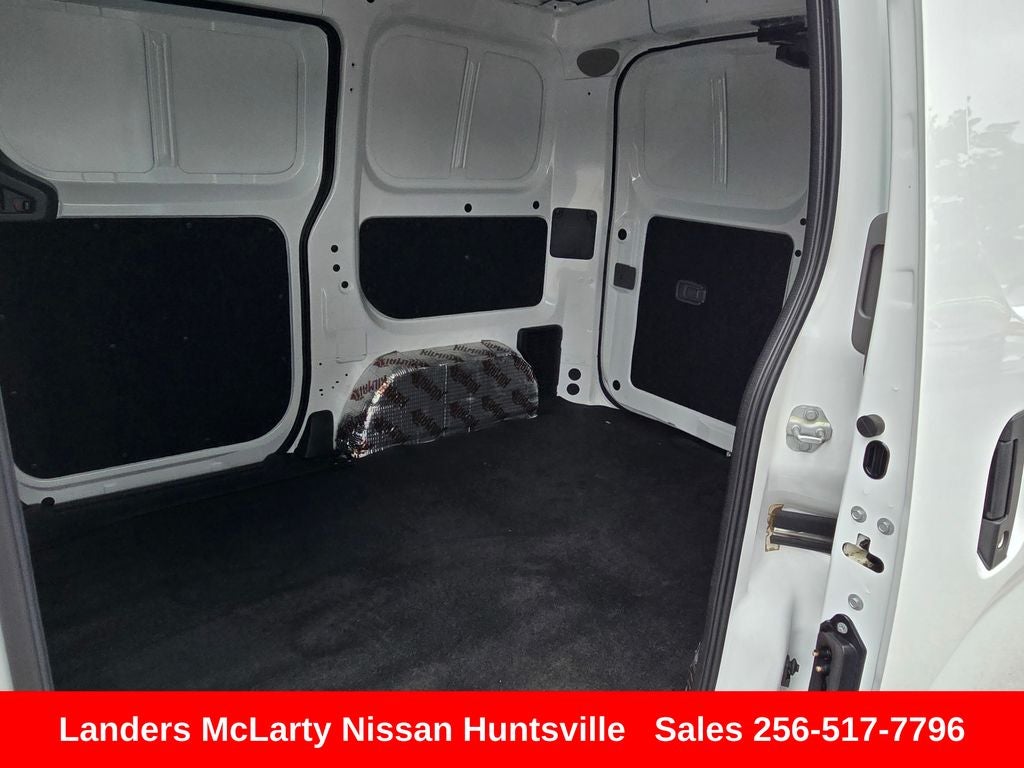 2017 Nissan NV200 SV