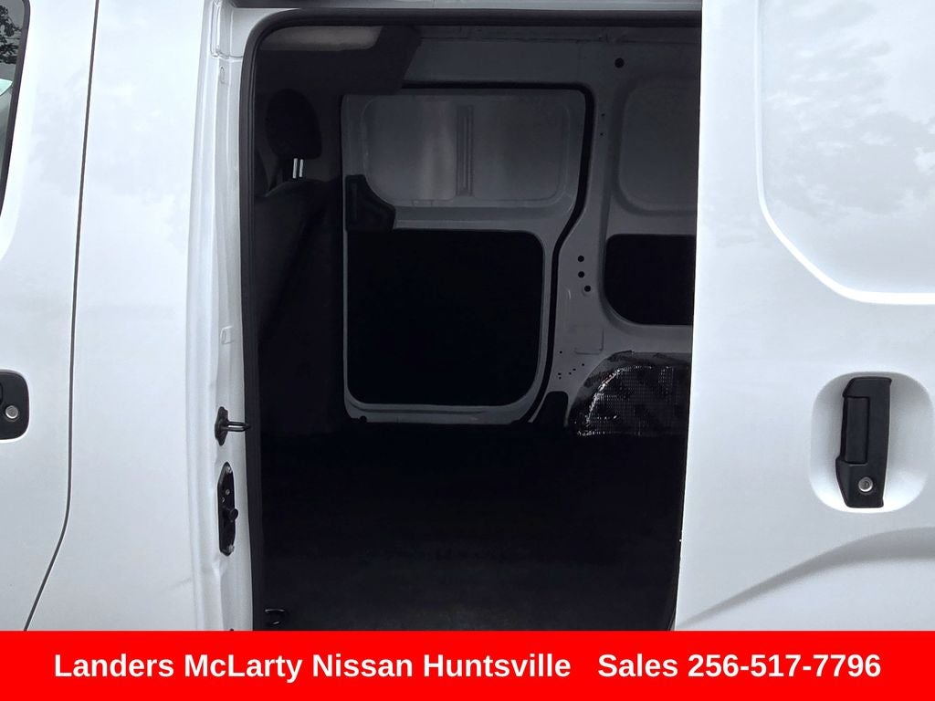 2017 Nissan NV200 SV