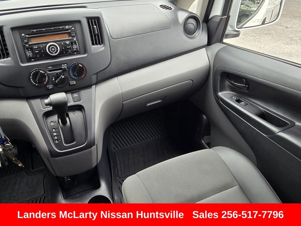 2017 Nissan NV200 SV