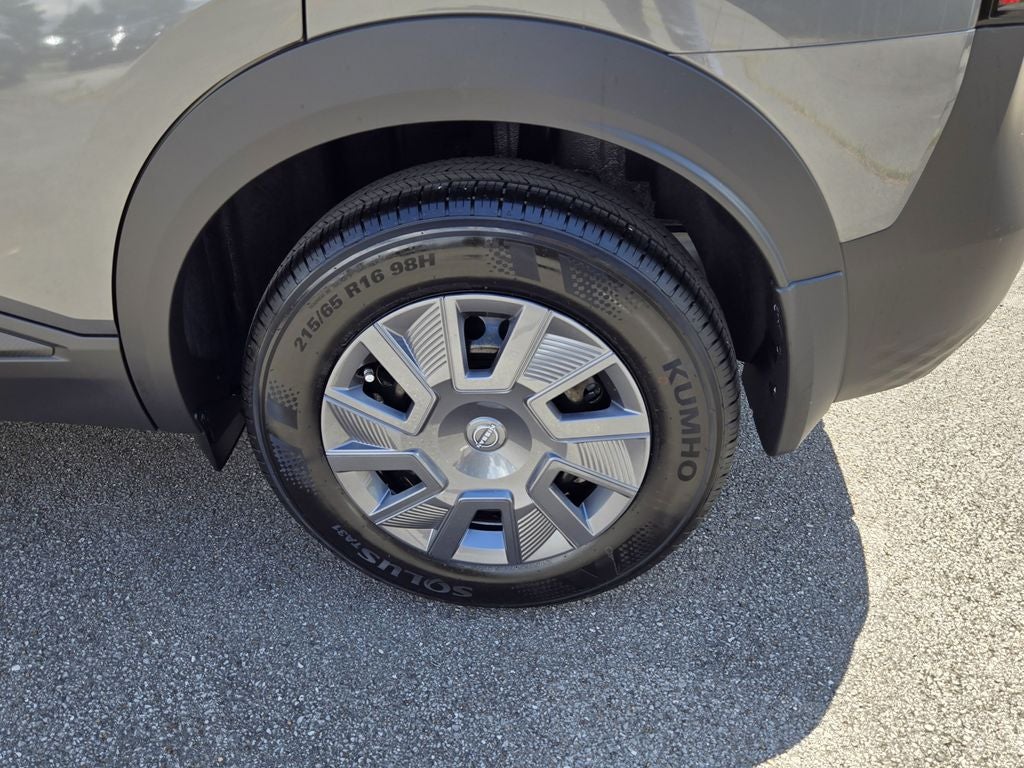 2027 Nissan Kicks S