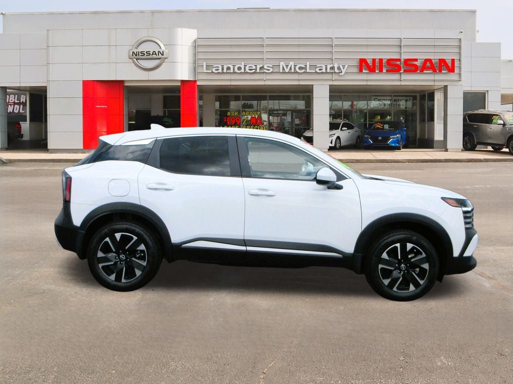 2025 Nissan Kicks SV