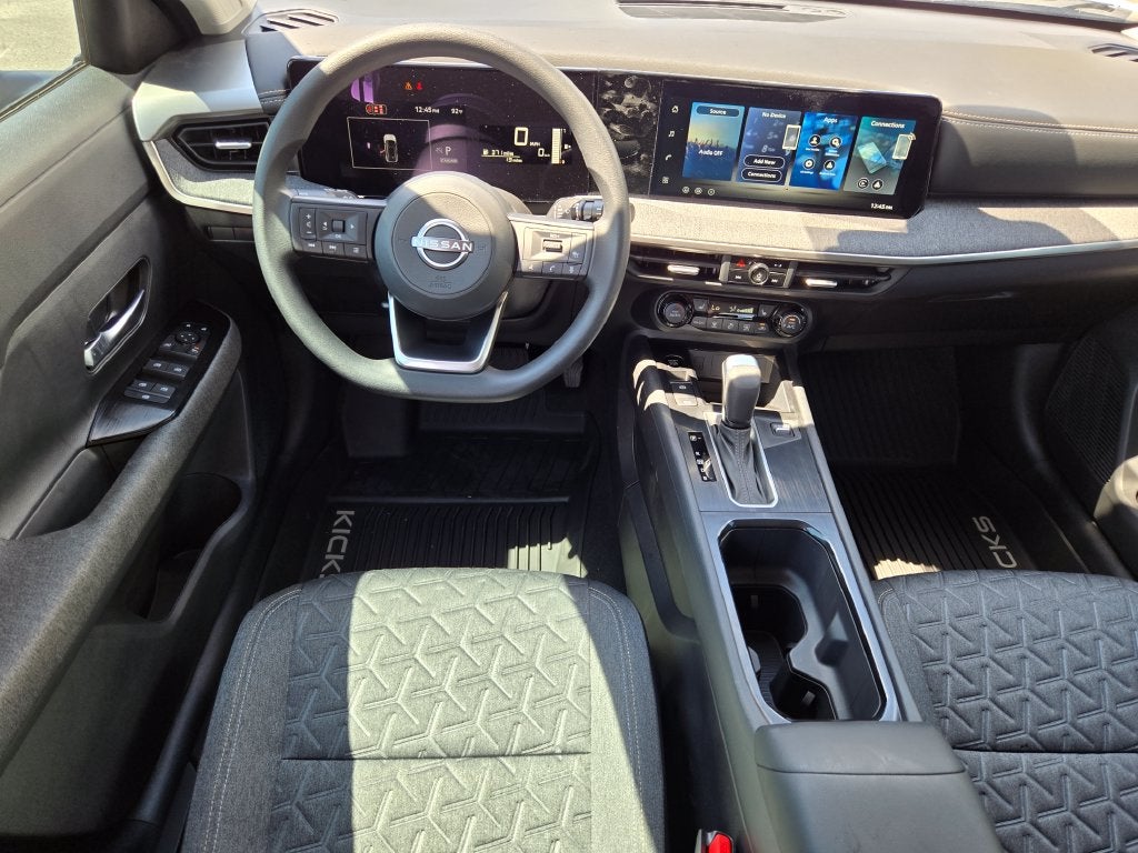 2027 Nissan Kicks SV