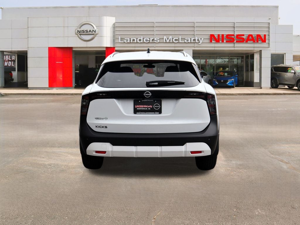 2026 Nissan Kicks SV