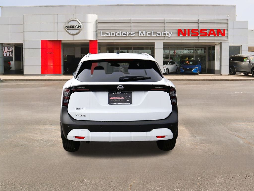 2026 Nissan Kicks SV