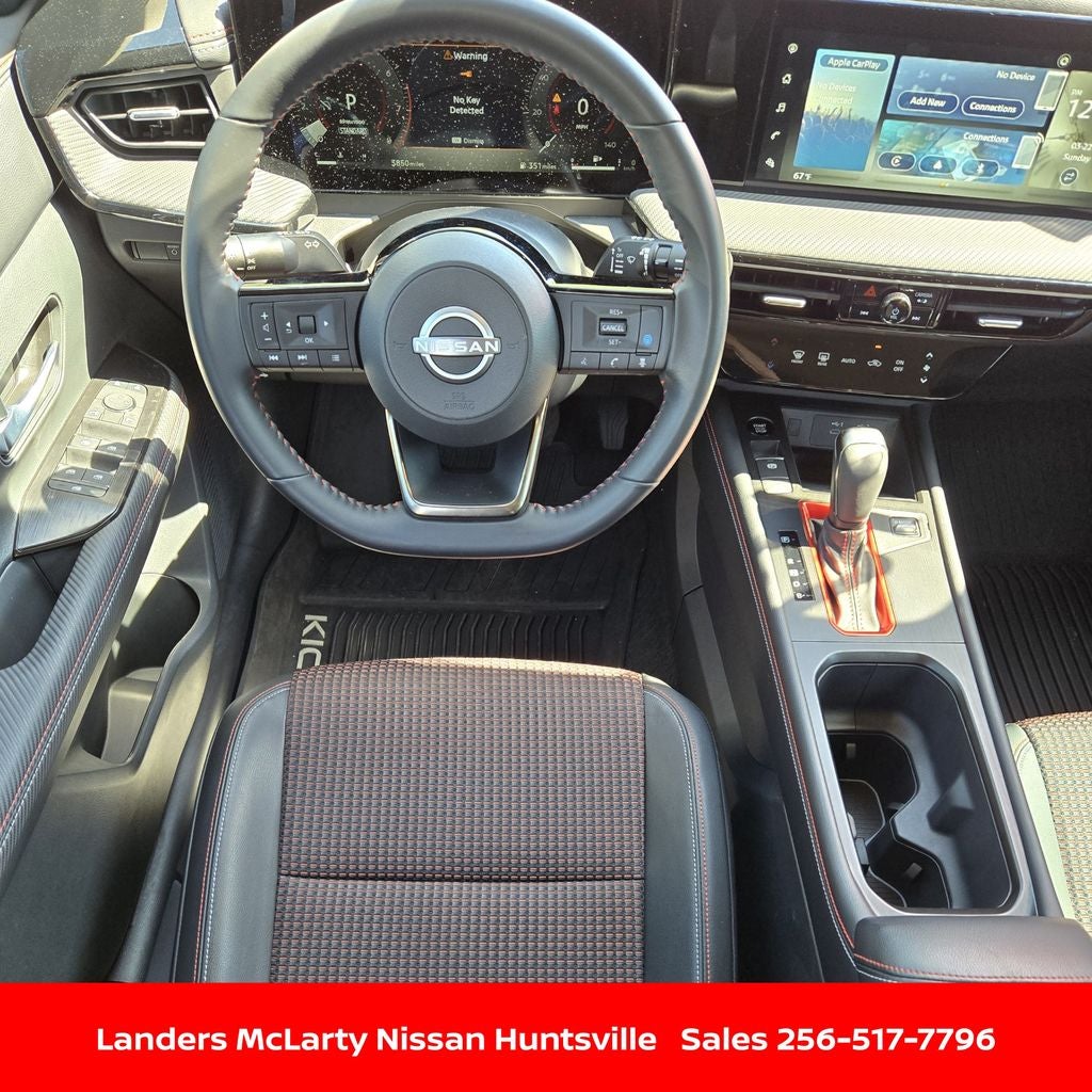 2025 Nissan Kicks SR