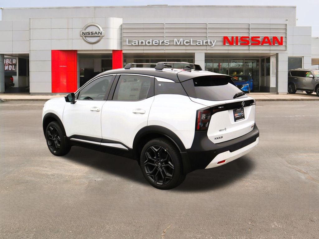 2026 Nissan Kicks SR