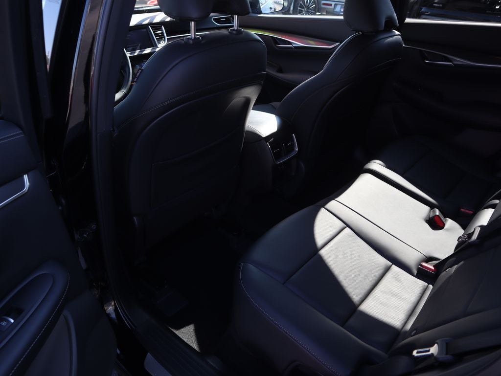 2025 INFINITI QX50 LUXE