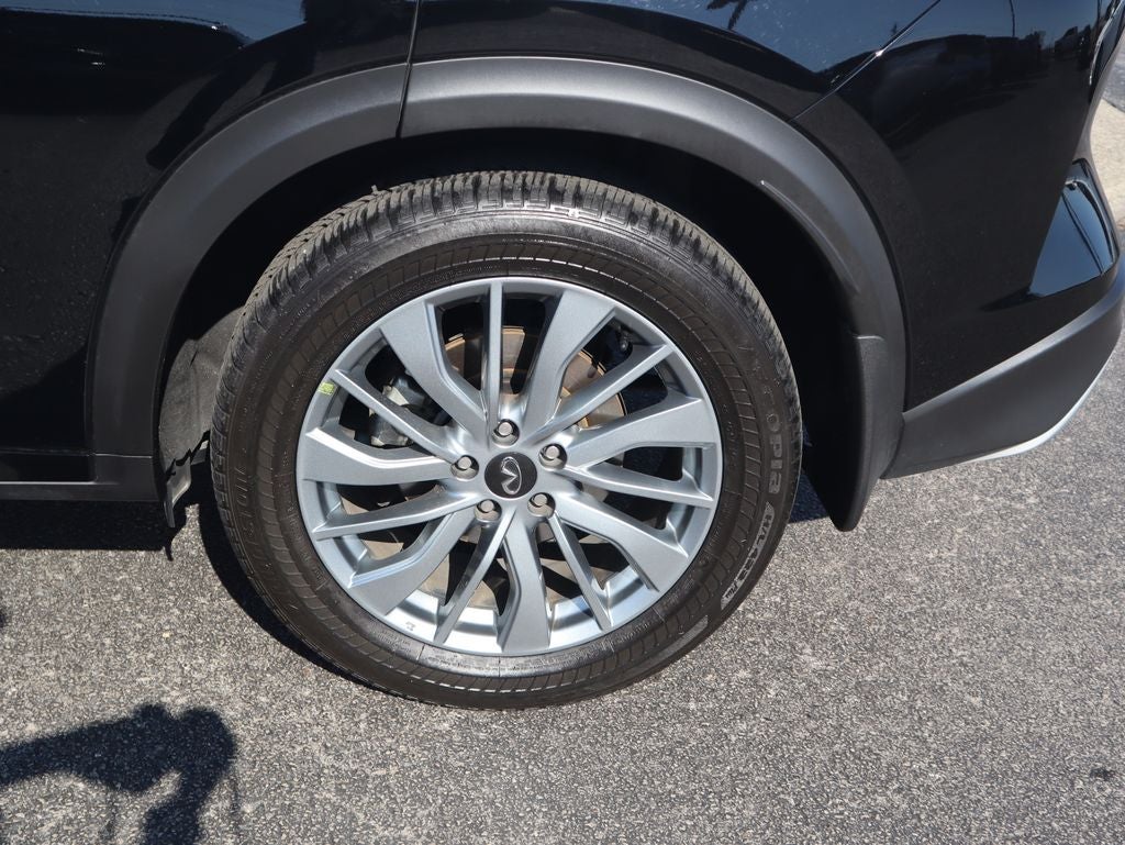 2025 INFINITI QX50 LUXE