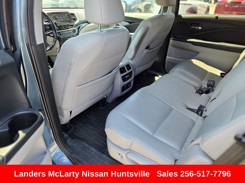 2021 Honda Pilot Touring 8 Passenger