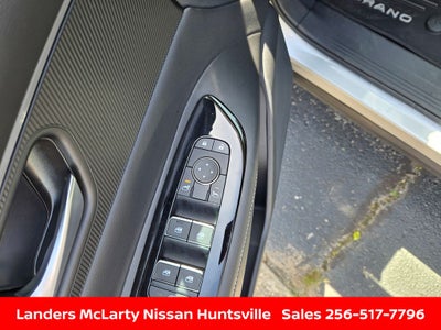 2025 Nissan Murano SV