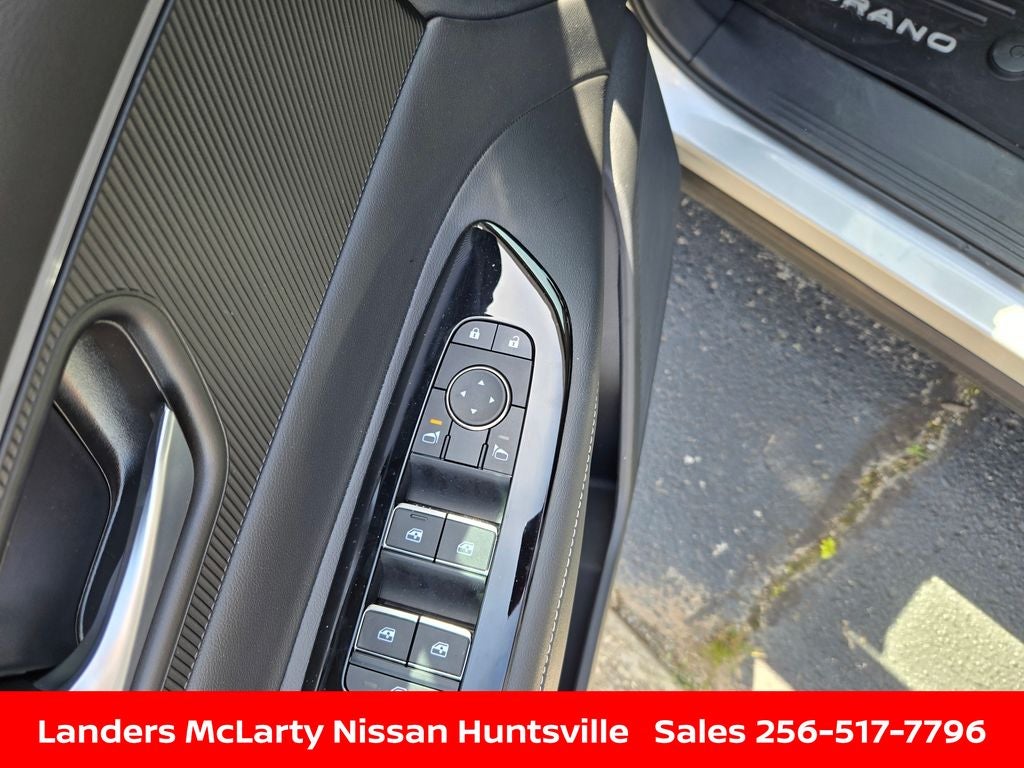 2025 Nissan Murano SV